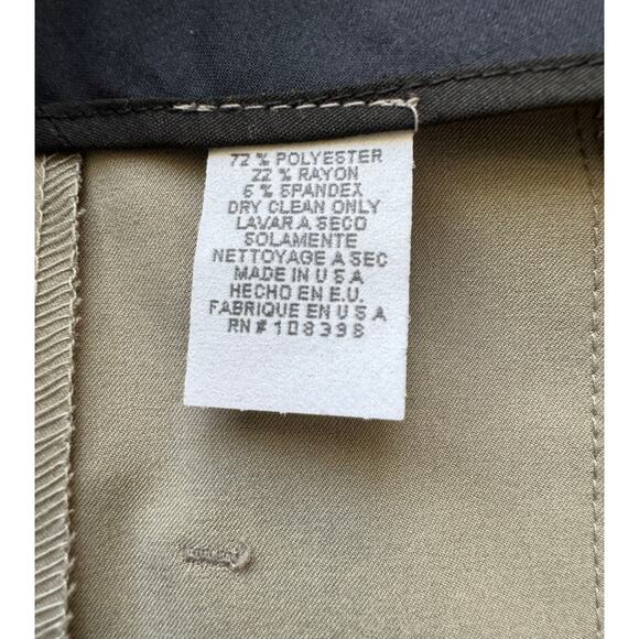 NWT Alvin Valley Cropped Pants -Cedar
XS. 4US 36Euro - Picture 8 of 8